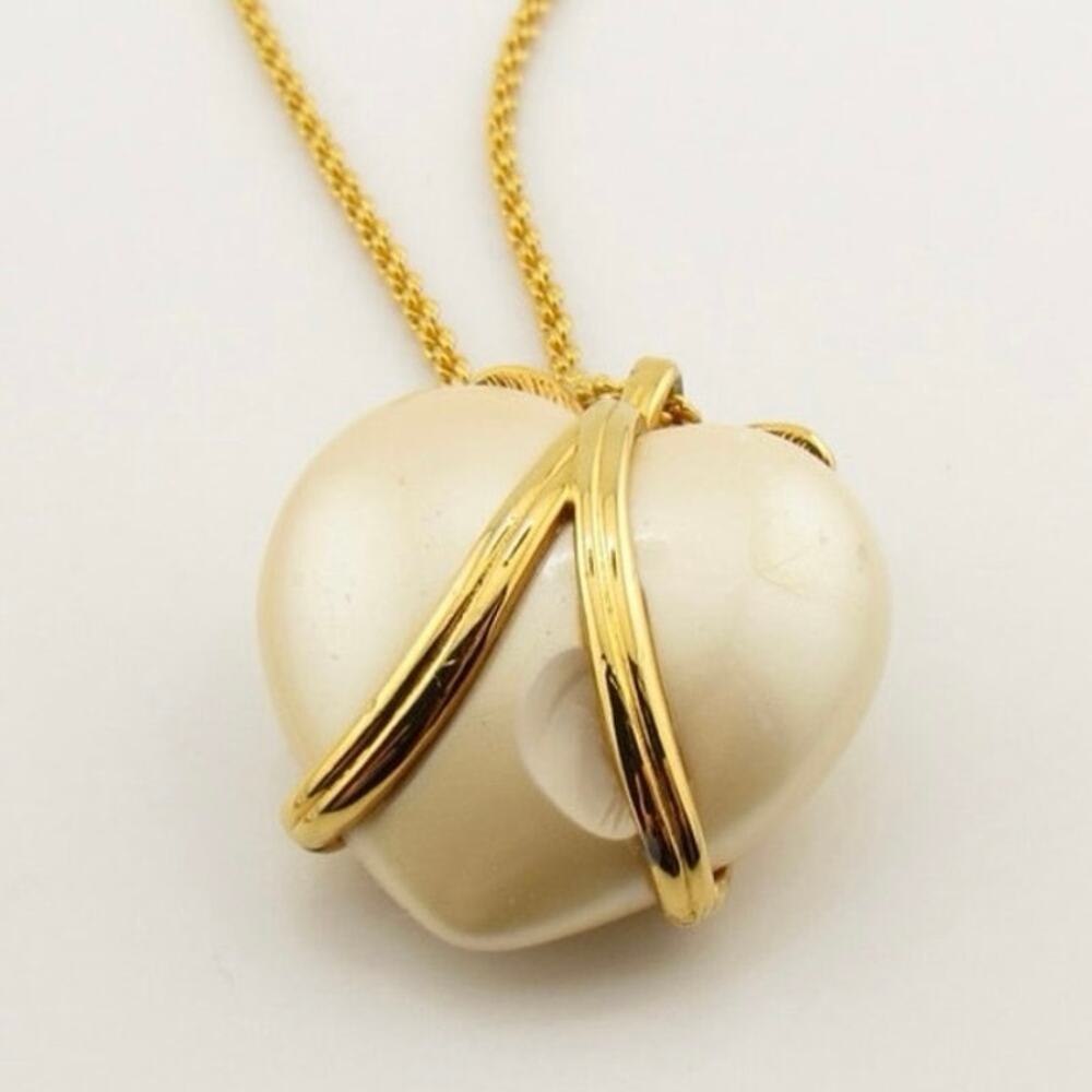 Joan Rivers Classics Collection Gold Heart Necklace - Picture 6 of 9